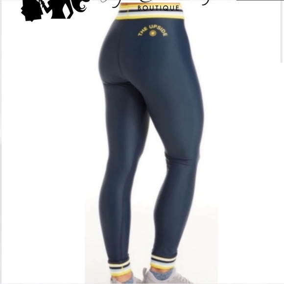 Bundle JOLYN shorts, THE UPSIDE Soul-cycle Midi Pant Leggings ,NIKE shorts - Picture 11 of 16